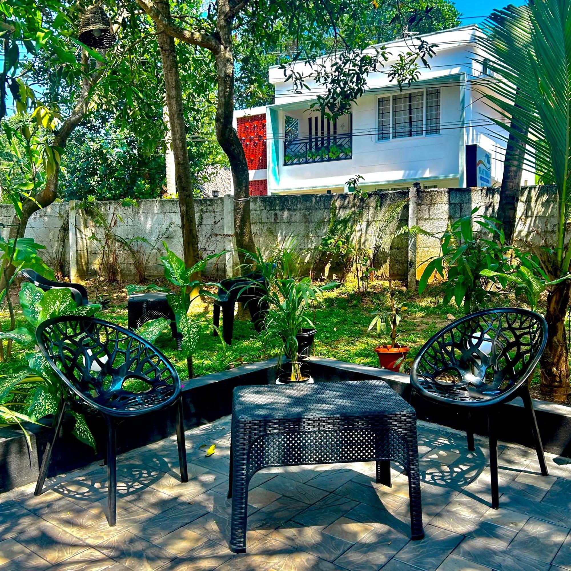 Appartement Cozy Nest à Varkala Extérieur photo