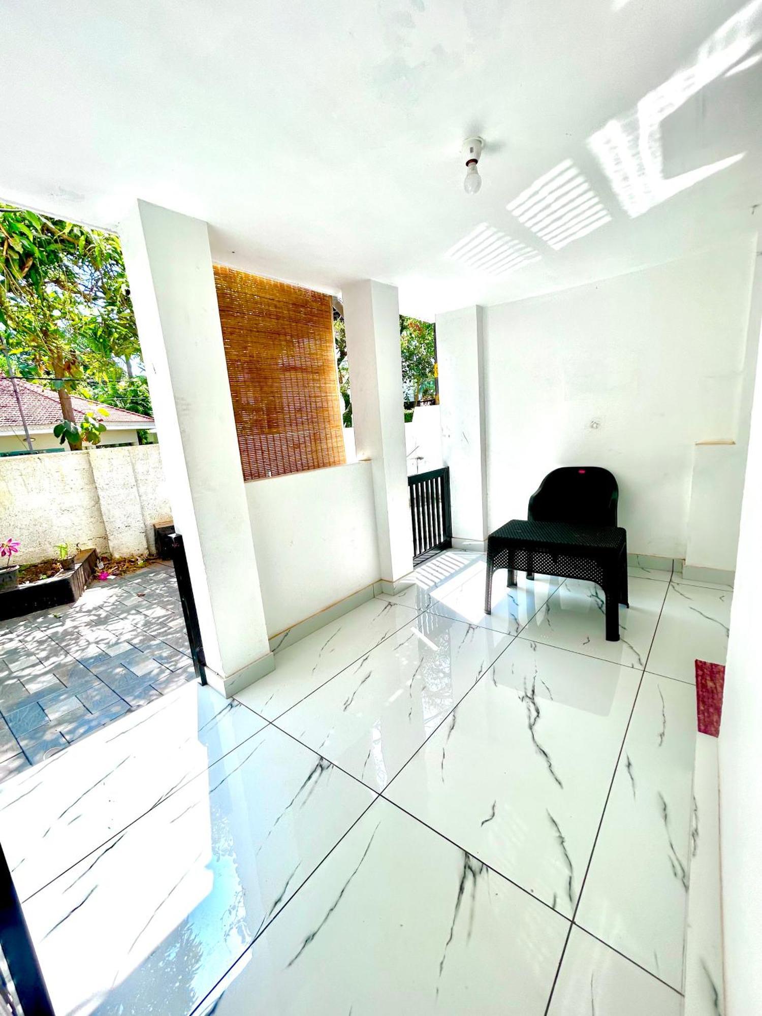 Appartement Cozy Nest à Varkala Extérieur photo